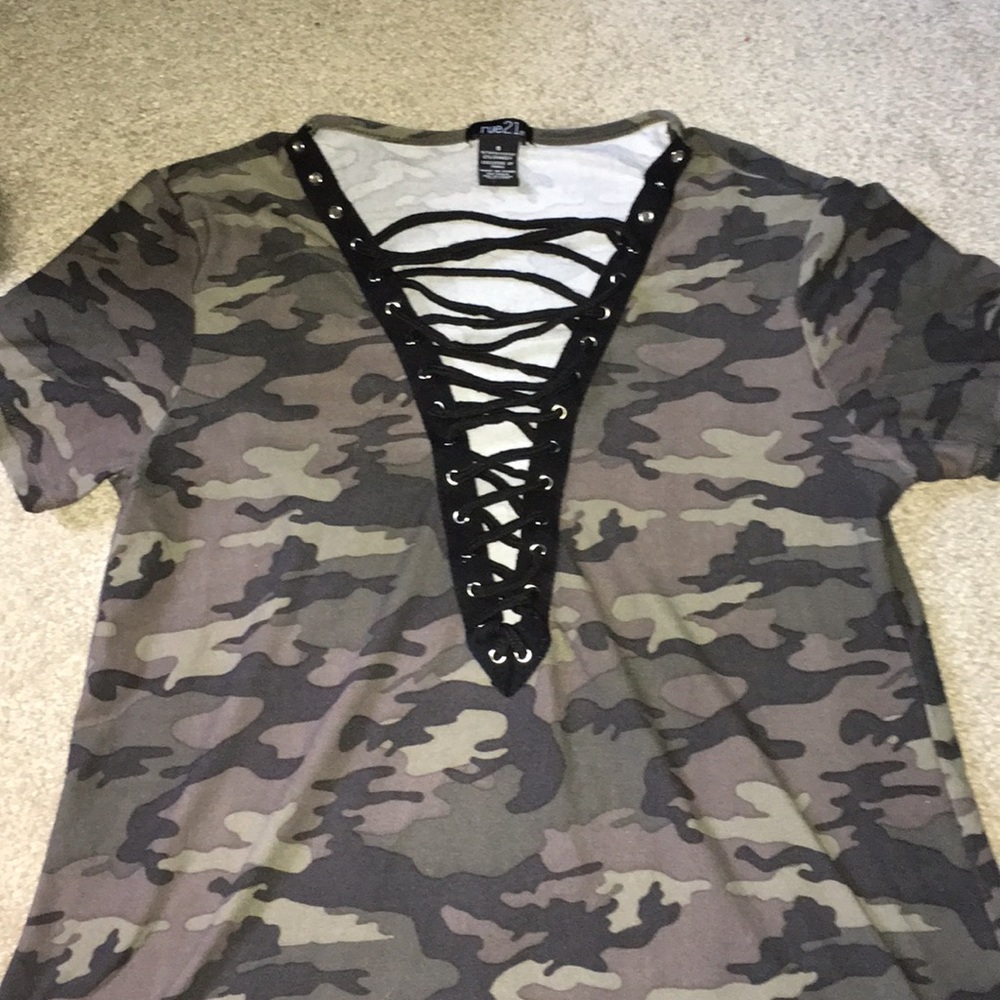 Camo Tee